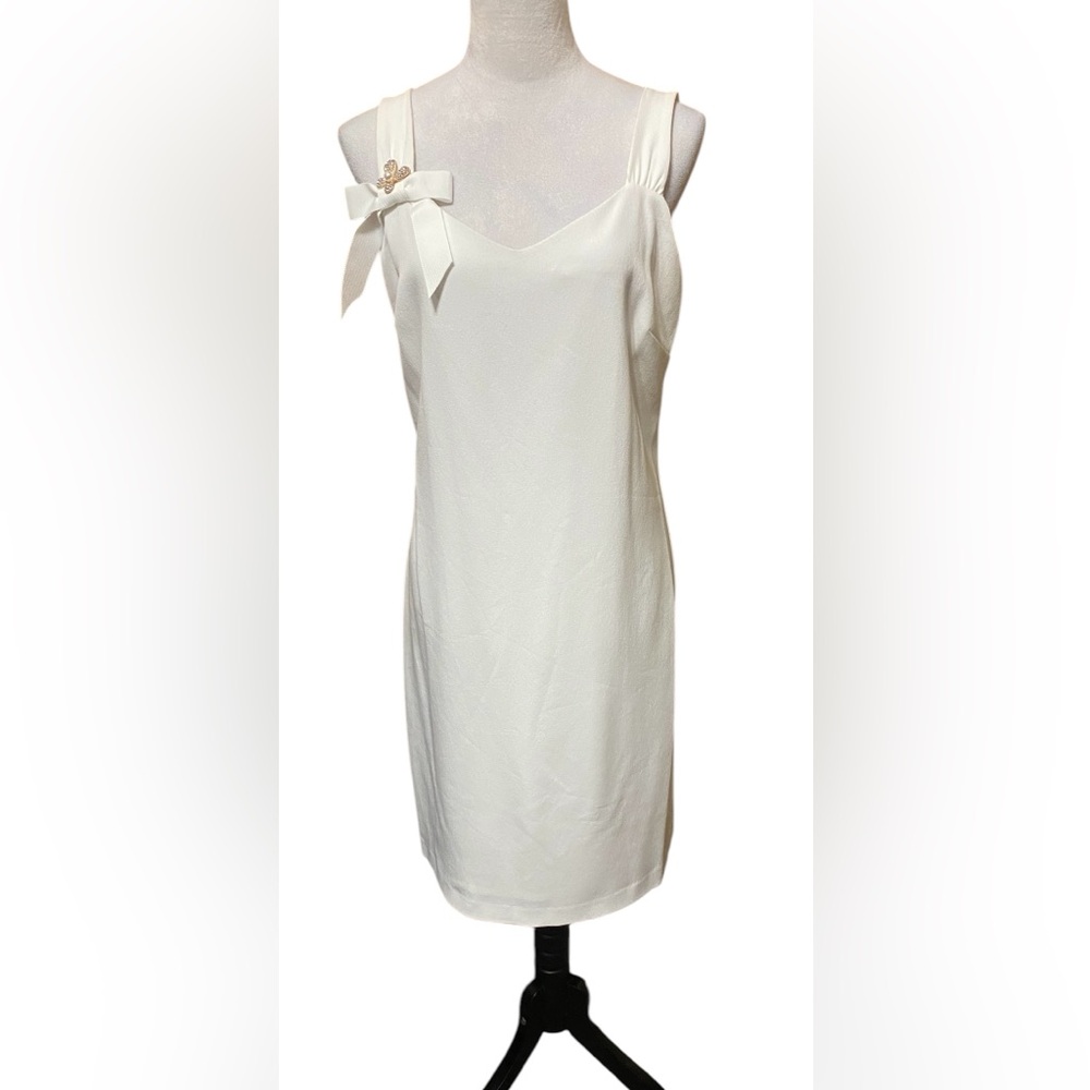 Karl Lagerfeld Elegant White Sleeveless Dress